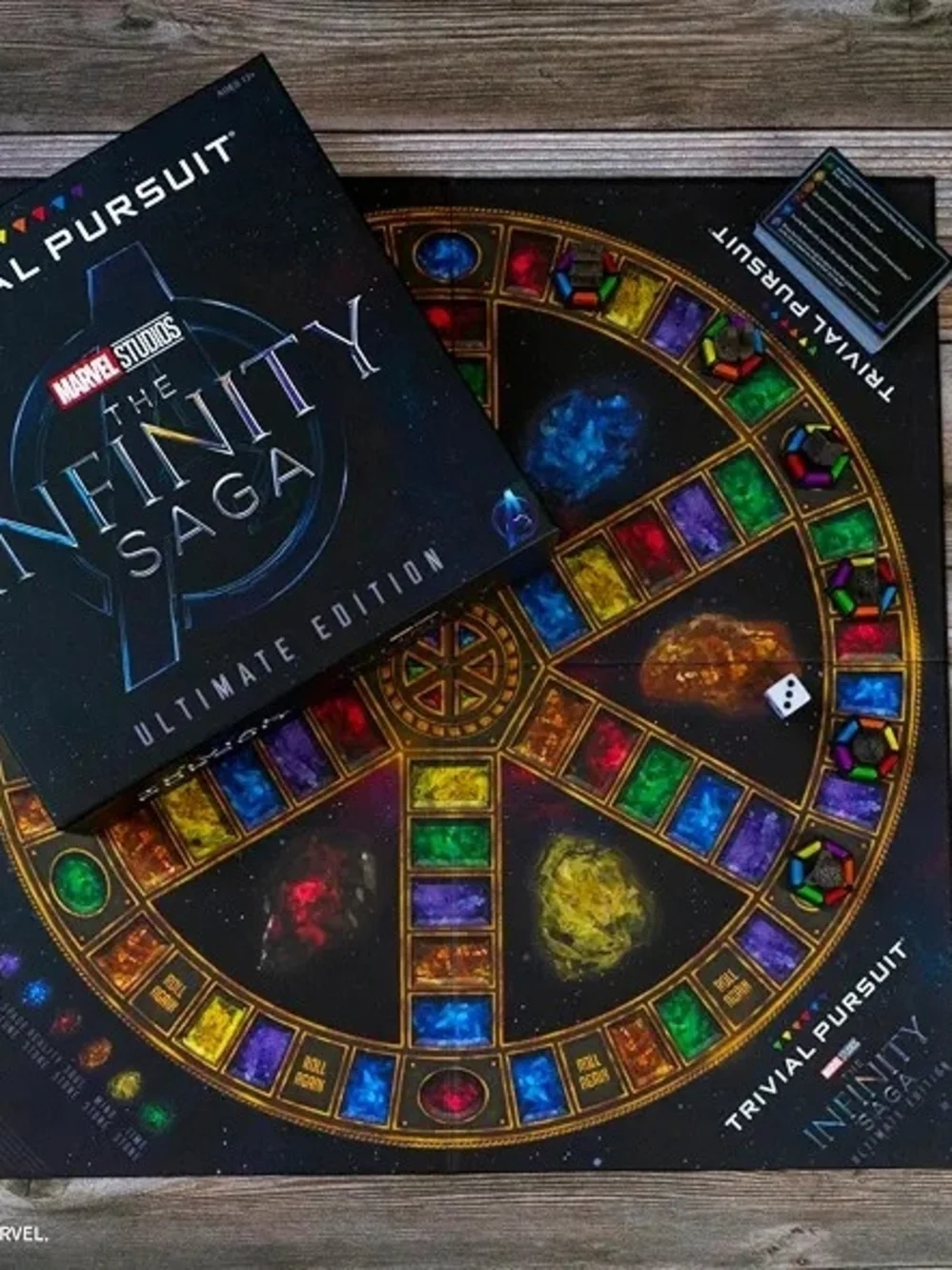 Trivial Pursuit Marvel Universe Ultimate Edition Board Game The Infinity Saga